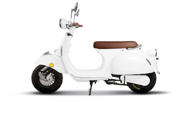Etalian e-scooter wit productfoto