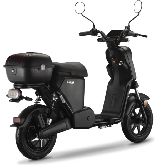 IVA S2 e-scooter mat zwart met koffer achterkant productfoto